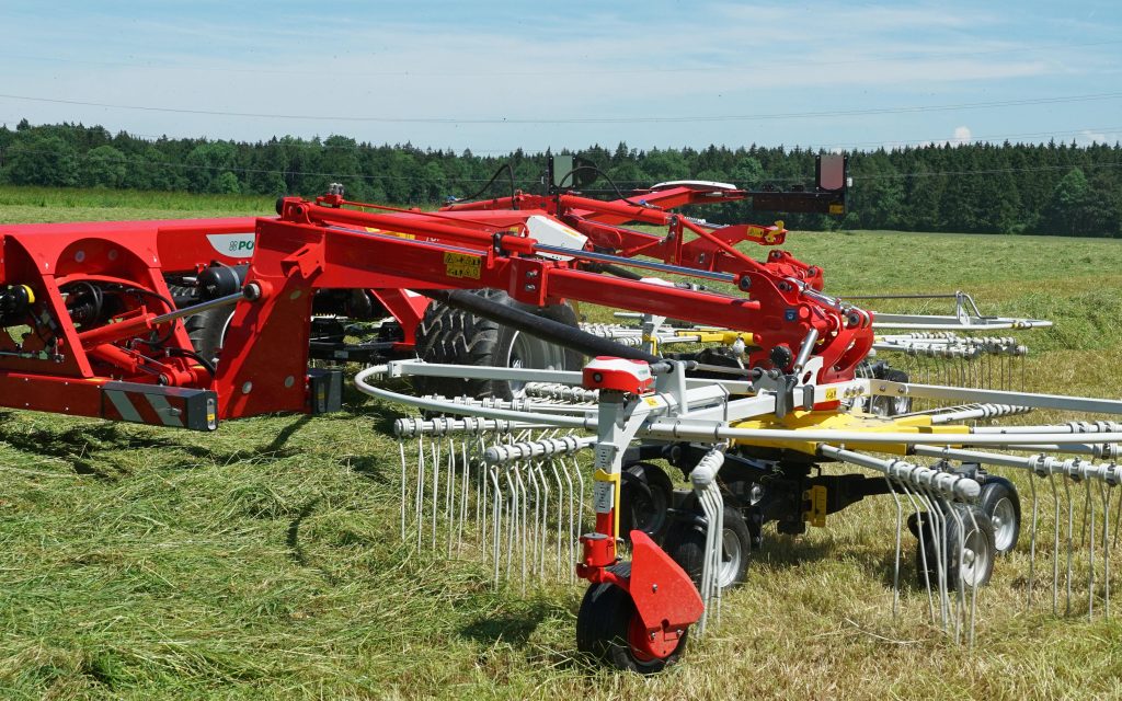 The increasing complexity of machines requires a greater specialisation from dealers and importers