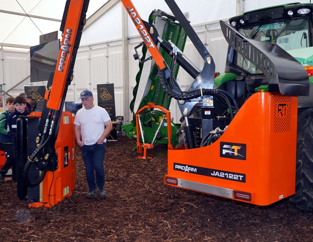The RT JA 2122T hedge cutter has a 6.5m reach and is now available from TFM or Corbetts Machinery of Mallow