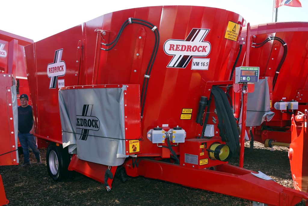 The new Redrock VM 16.5 mixer is based on a reinforced 14m chassis