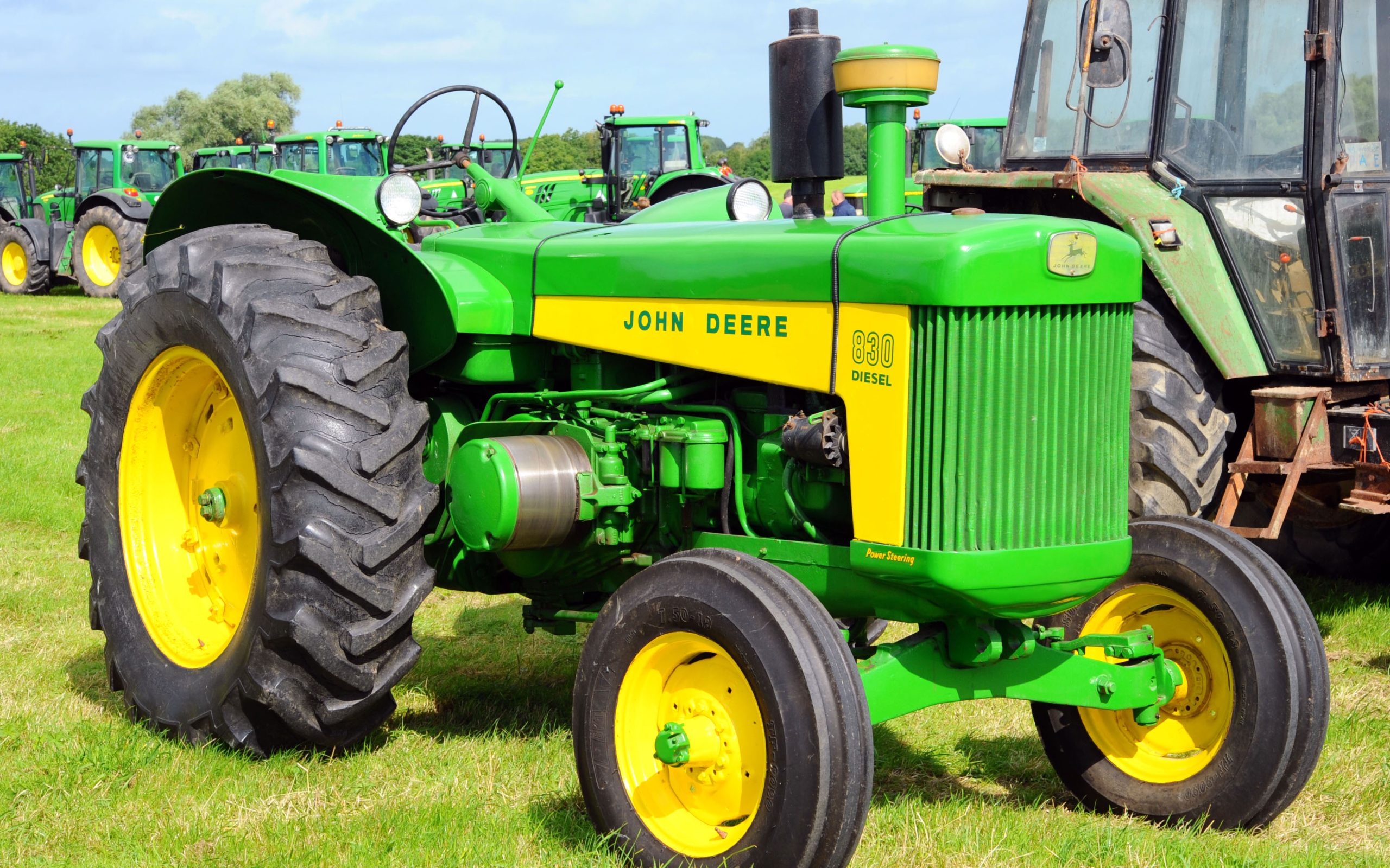 The John Deere 830 was the last of the tractors developed from the Model R and was swept away by the launch of the company's new generation tractors in 1960