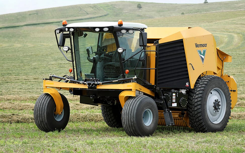 A unique machine, the Vermeer ZR5-1200 removes the tractor from the baling equation