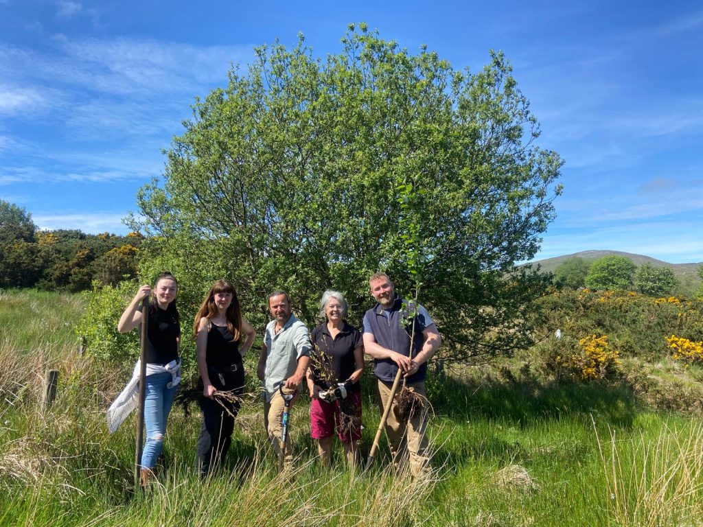 Attendees at a Future Oak Farm event in Co. Donegal. Image source: Laura McGoran