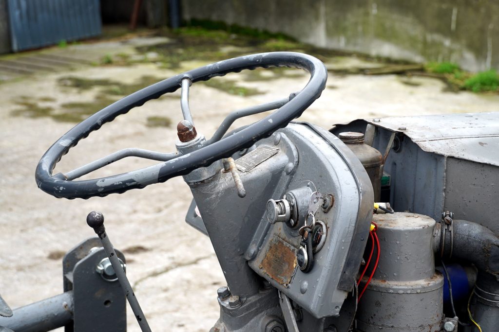 The Ki Gas starter system used a small header tank just behind the dashboard to feed diesel on to a heater plug in the inlet manifold