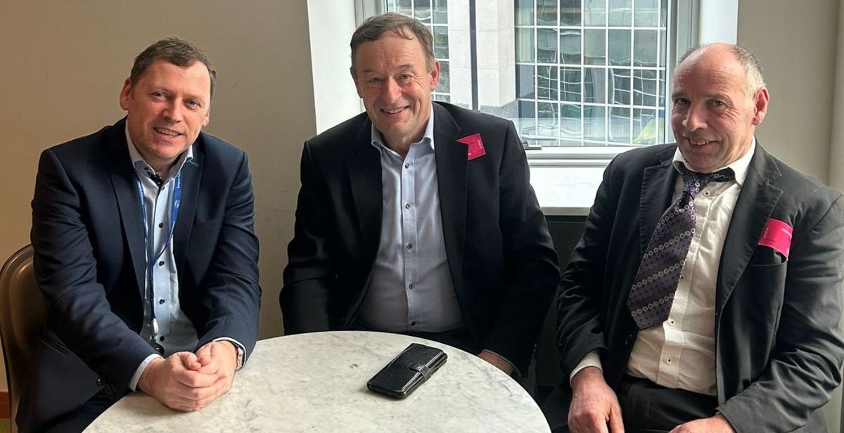 ICSA members meet with MEP Barry Cowen. Image source: ICSA