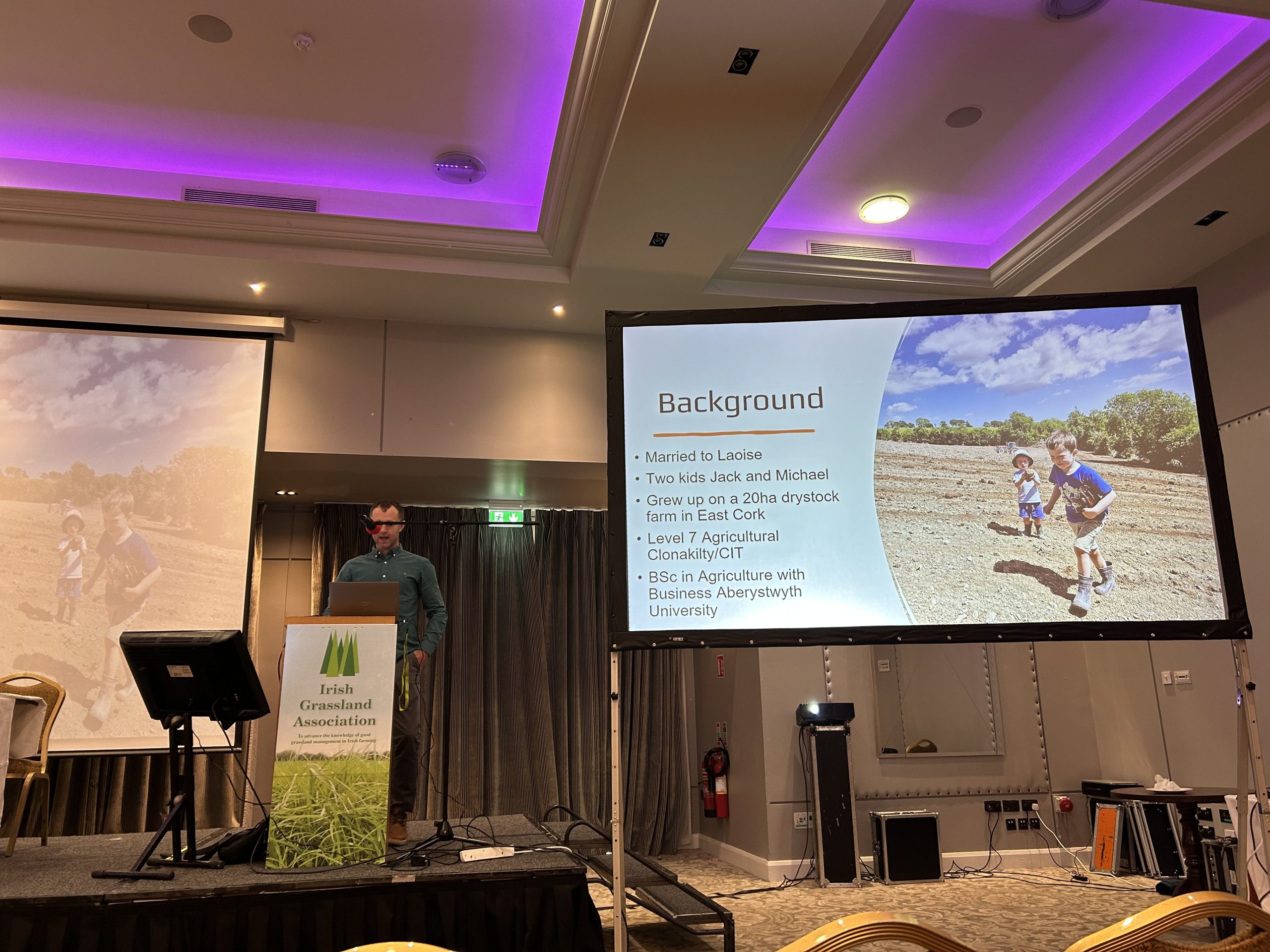 Joe Deane talking at the IGA dairy conference