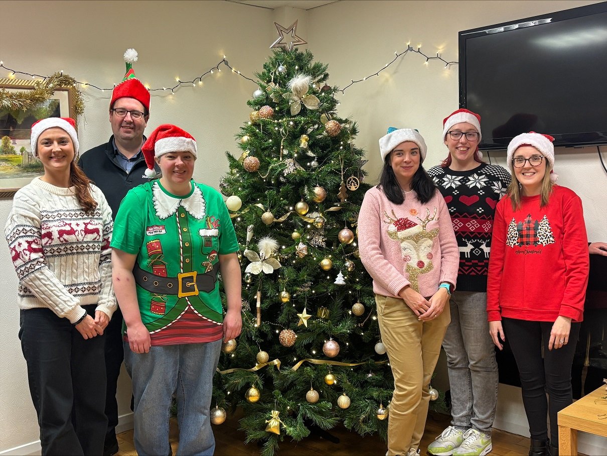 Norbrook employees (l-r) Niamh Bailie; Mark Murphy; Aine McEvoy; Cliona Bailie; Annette Larkin and Meabh McDonald at the Southern Area Hospice