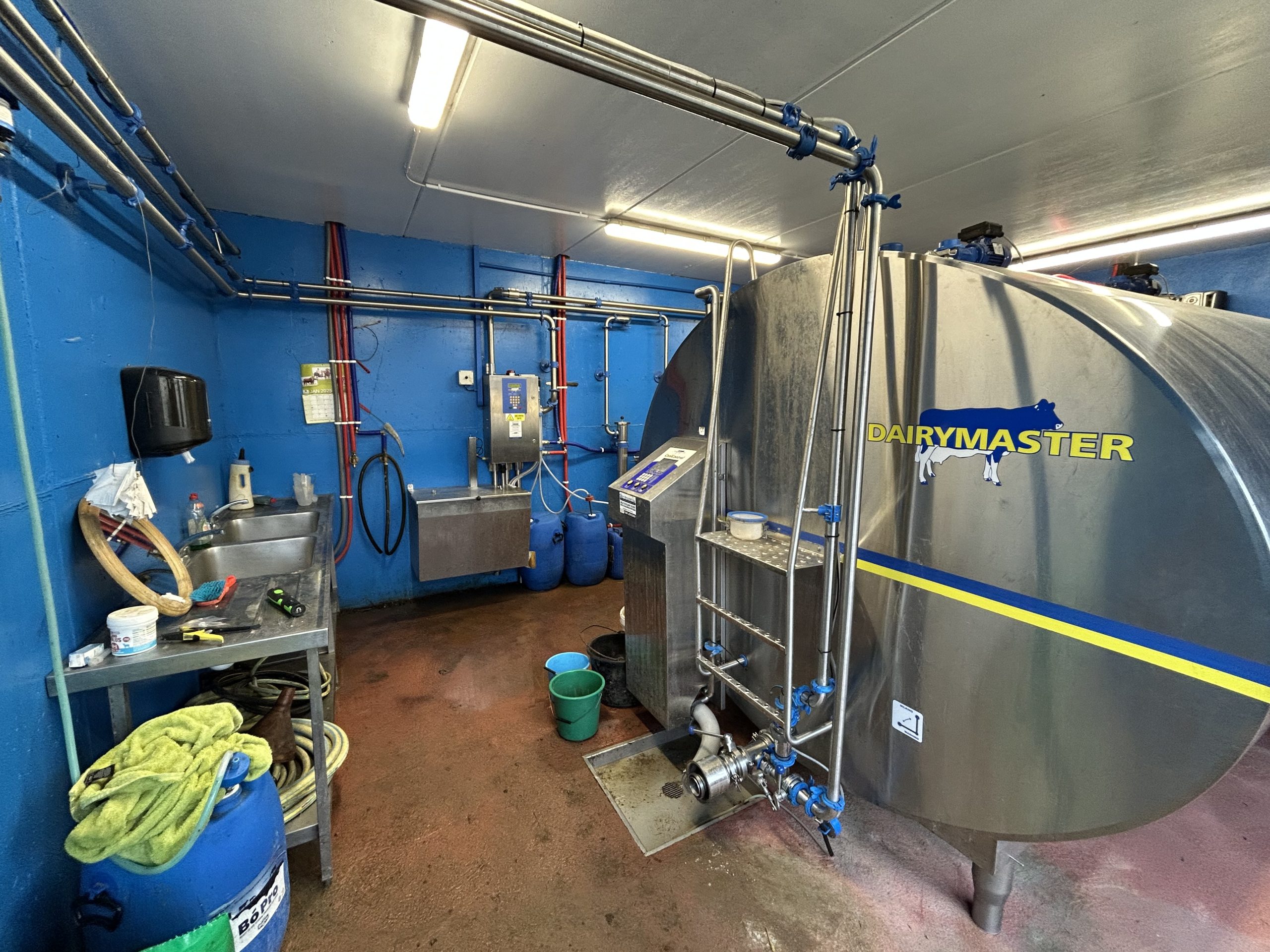Mulcahy's dairy and Swiftcool Dairymaster bulk tank