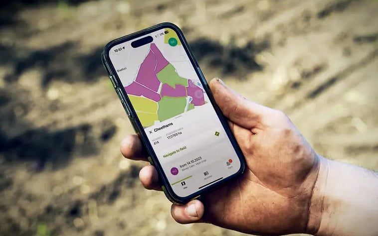The information held on Claas connect will be available in the pocket, office, machine or dealer