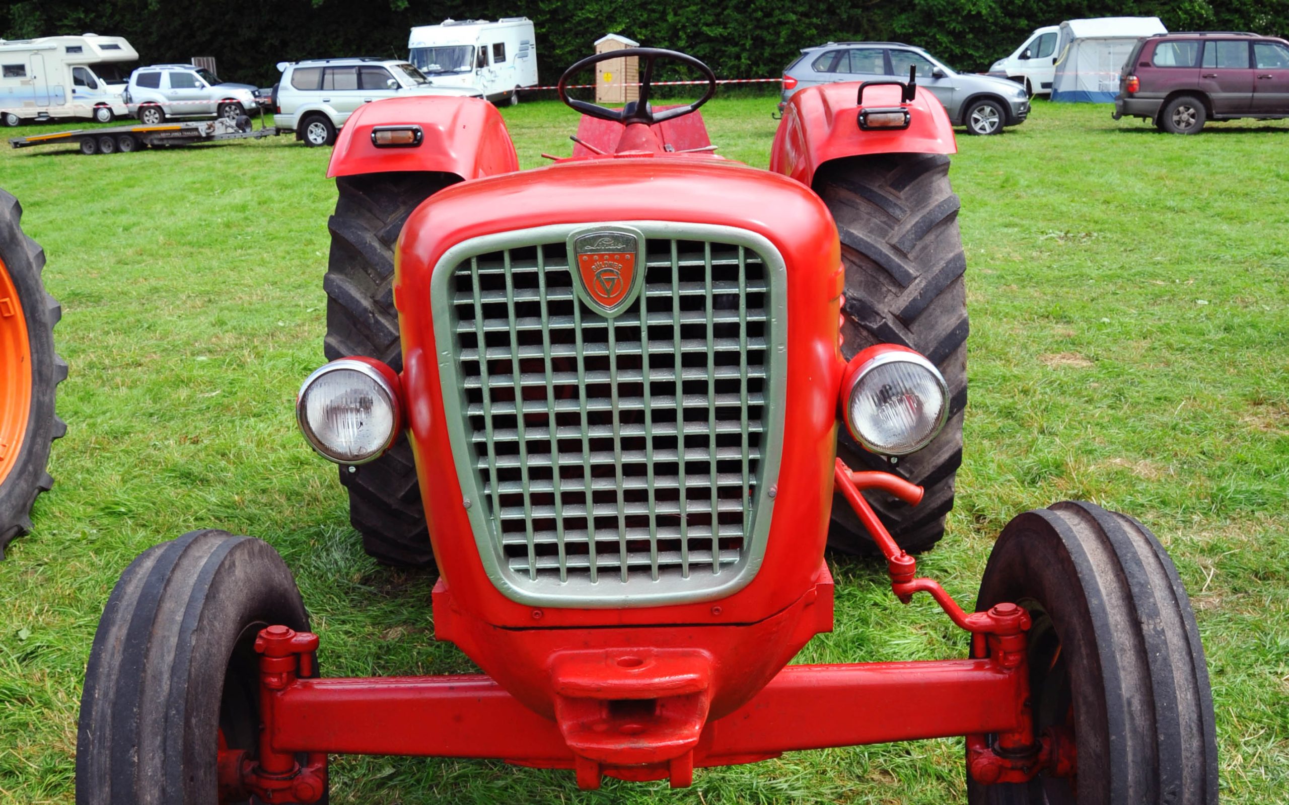 The radiator badge featured both the Linde and Guldner names