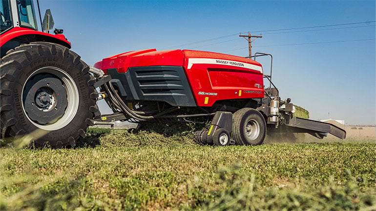 The SB.1436 DB baler operates with twin rams fed by a 2.67m pickup
