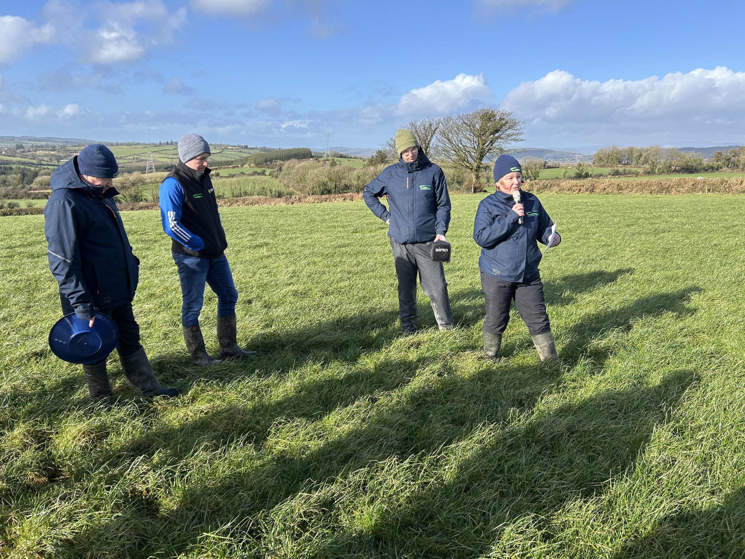Sandra Hayes emphasising the difference between silage and grass in the cow's diet