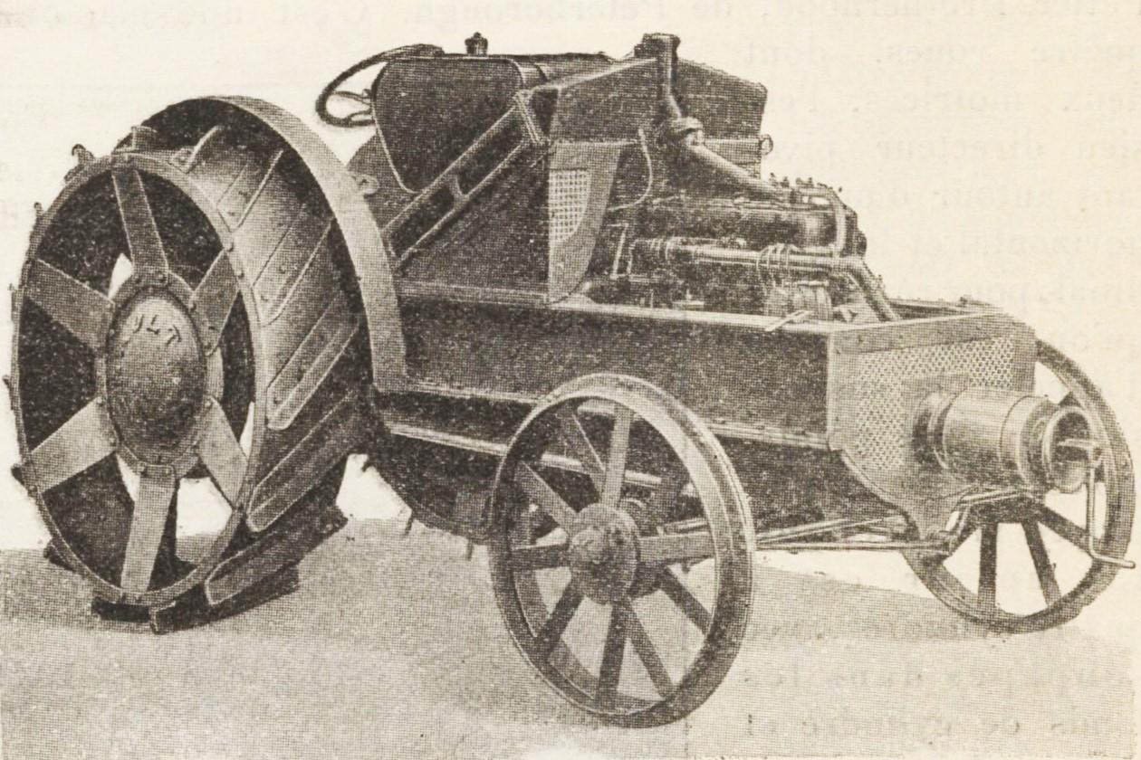 The Renault HO, shown here without its distinctive bonnet, was a wheeled version of the tracked IH