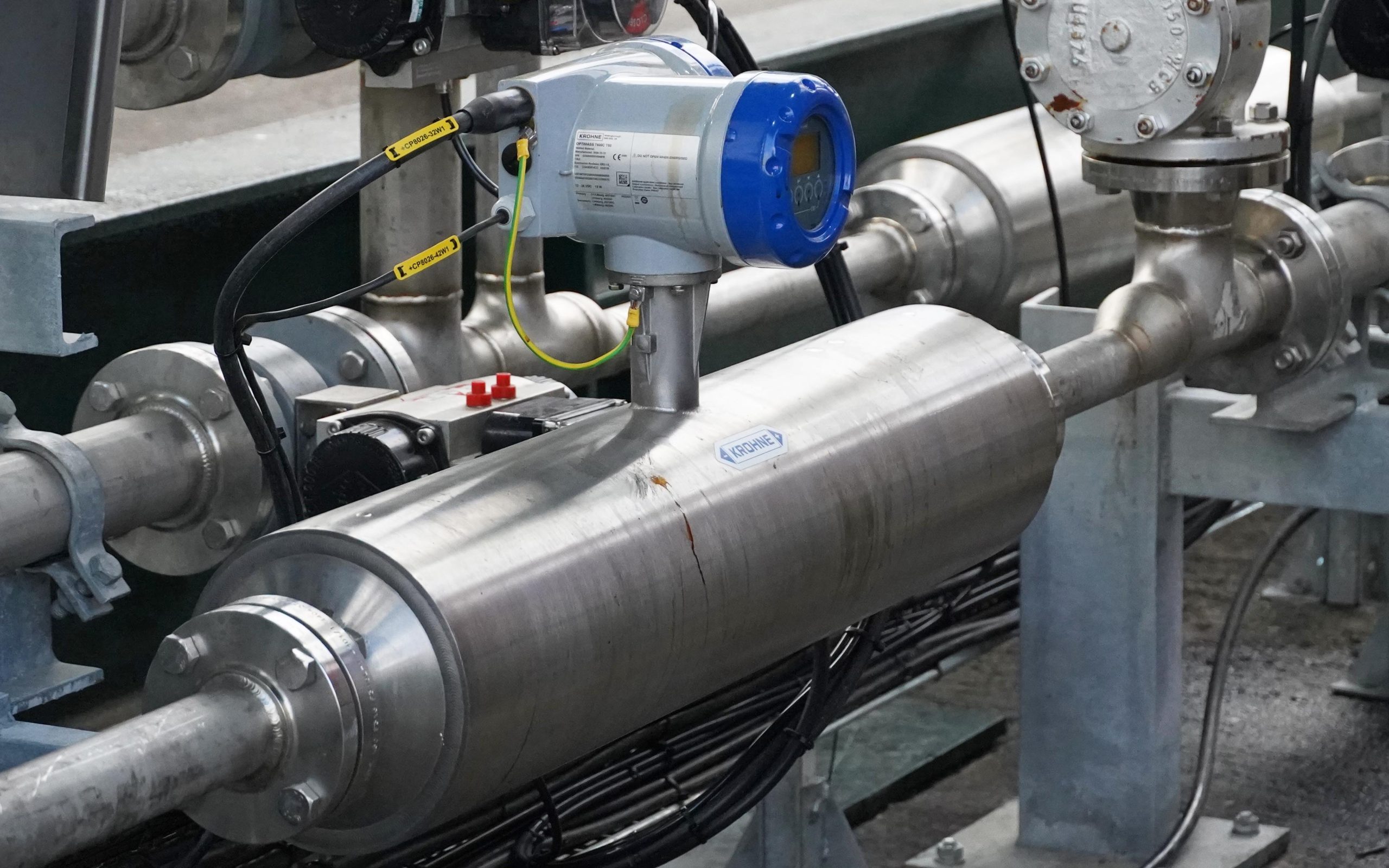 The Coriolis meter can record mass and flow accurately enough to raise invoices from the data