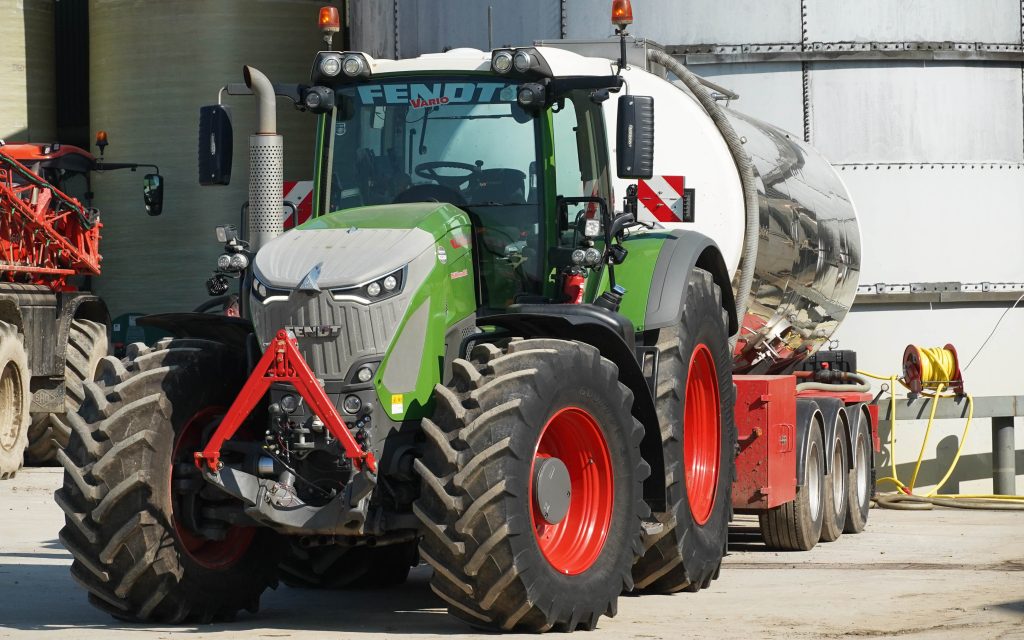 The bowser is based on a cut down container trailer with a used bulk tank mounted on to it