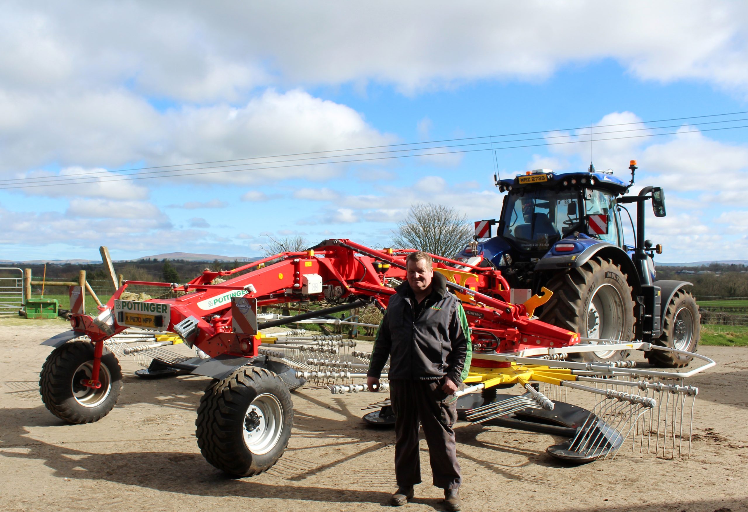 Jonathan Kirkpatrick with his TOP 882 Flowtast rake. Image: Pottinger