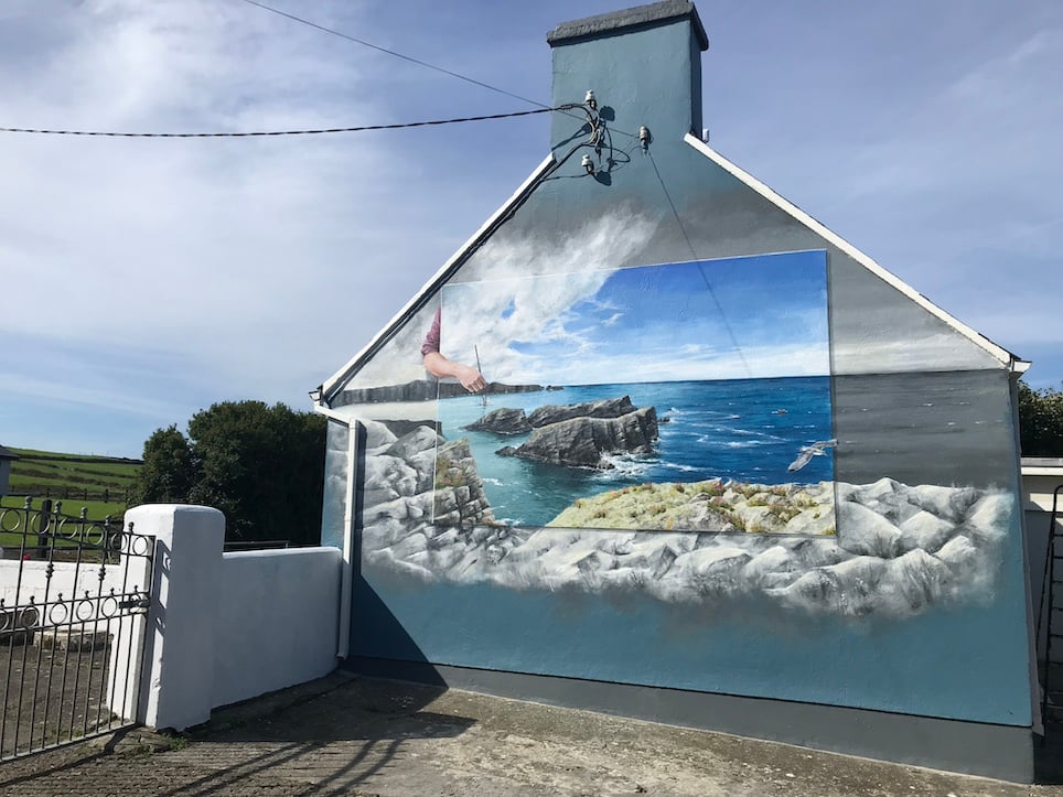 One of Marcus Valbohmer's murals