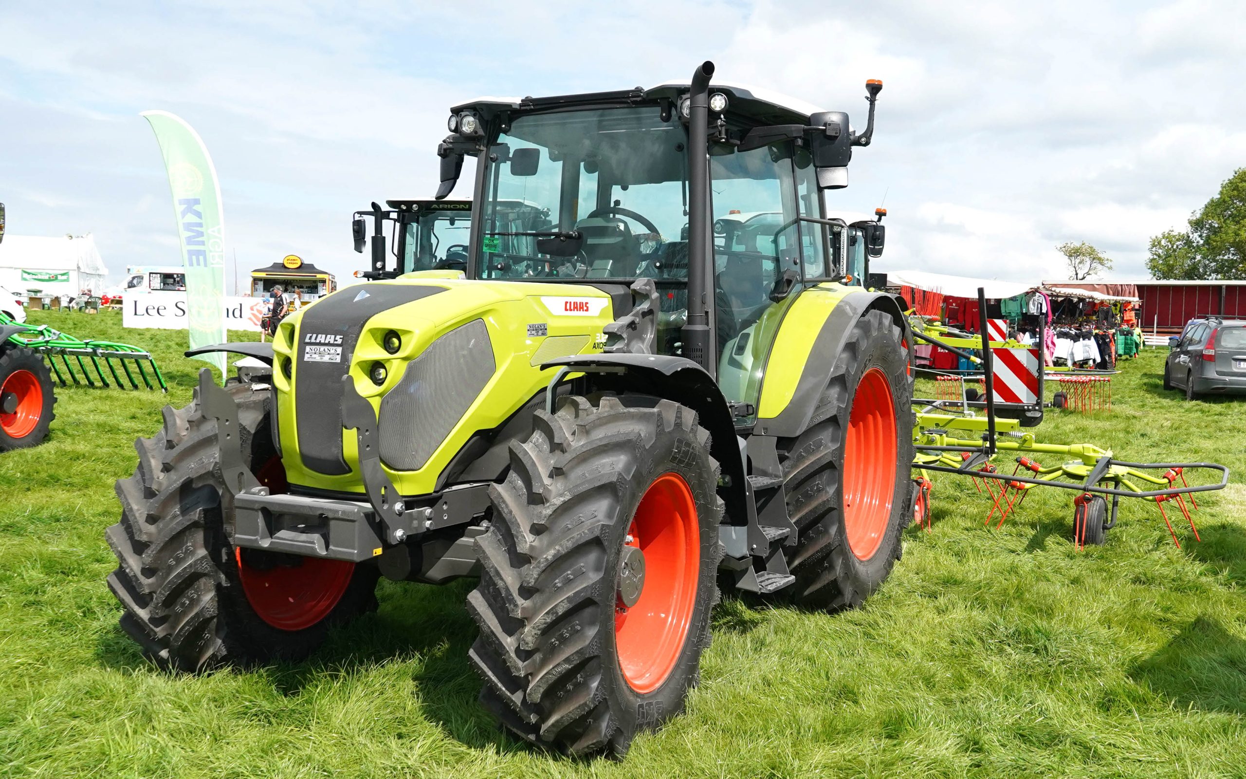 The Axos 3 is a budget-orientated tractor that is totally suited to the Irish market and has now arrived here.