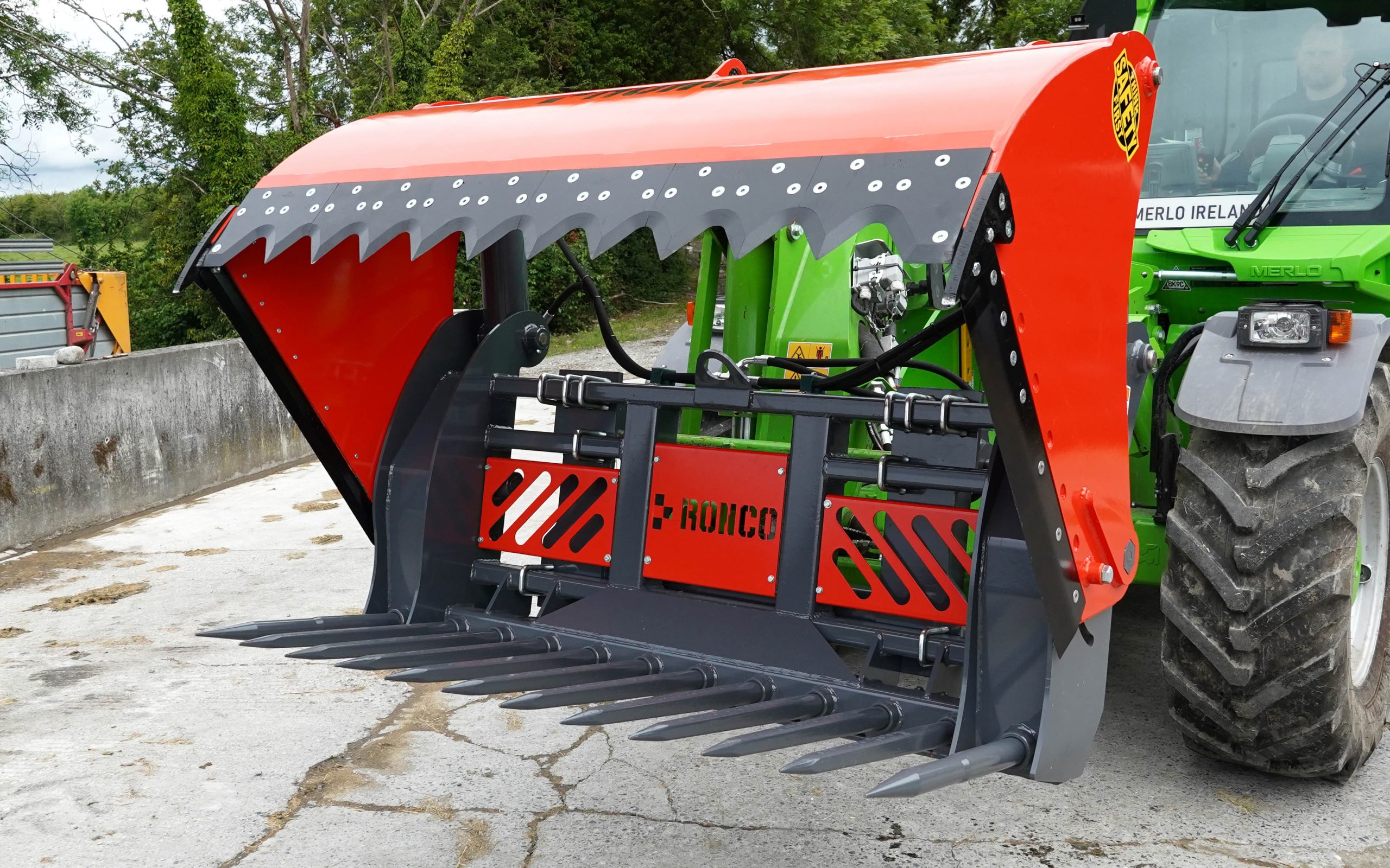 The grab is built around a box steel frame at the rear