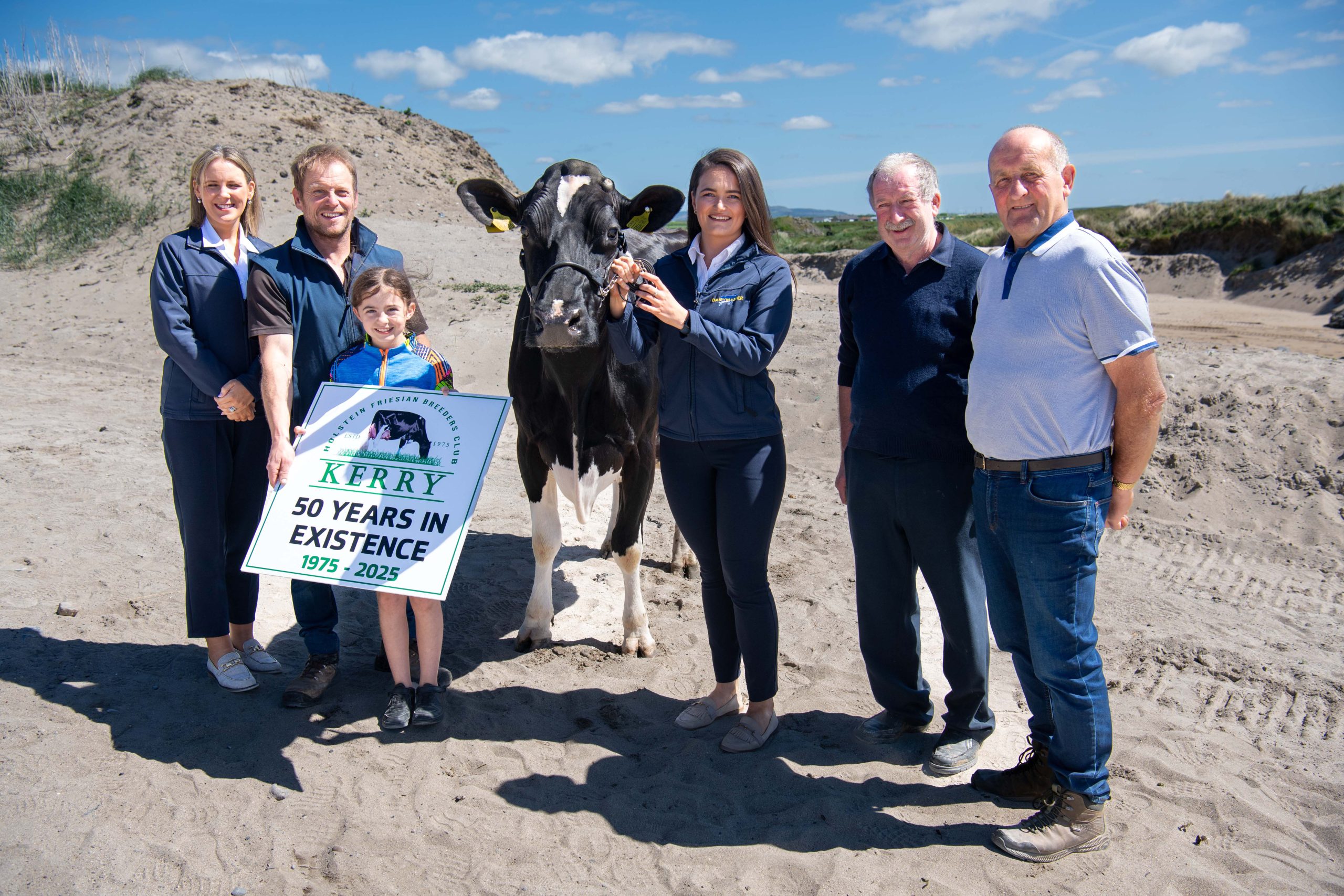 (L-R) Mary Mulvihill Dairymaster, Mark and Cora Corridon KHFBC, Roisin O’ Regan Dairymaster, Peter Kennelly KHFBC, Tim McEllistrim KHFBC  Image: Domnick Walsh Eye Focus LTD
