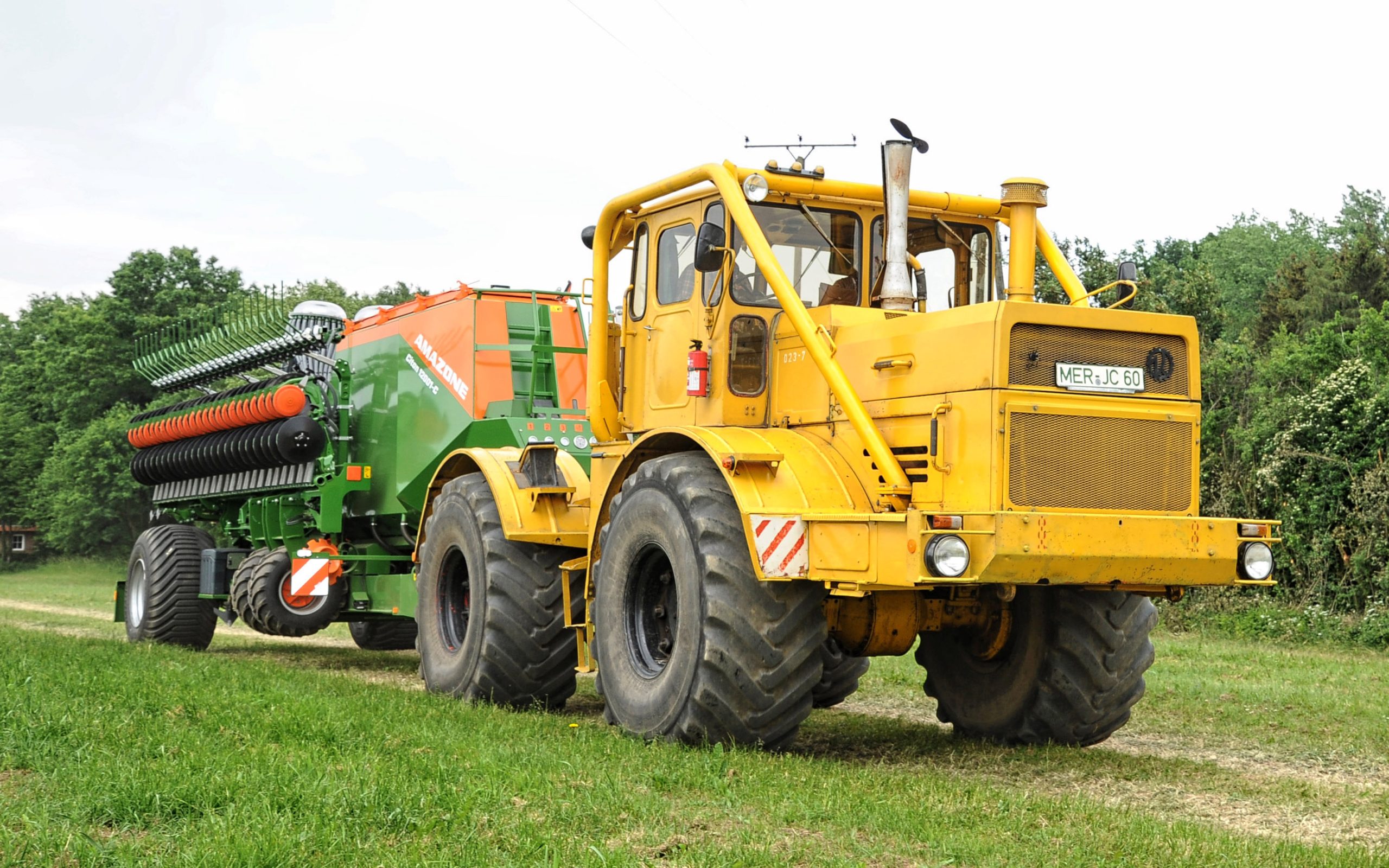An original Kirovets upon which the Horsch K735 was based