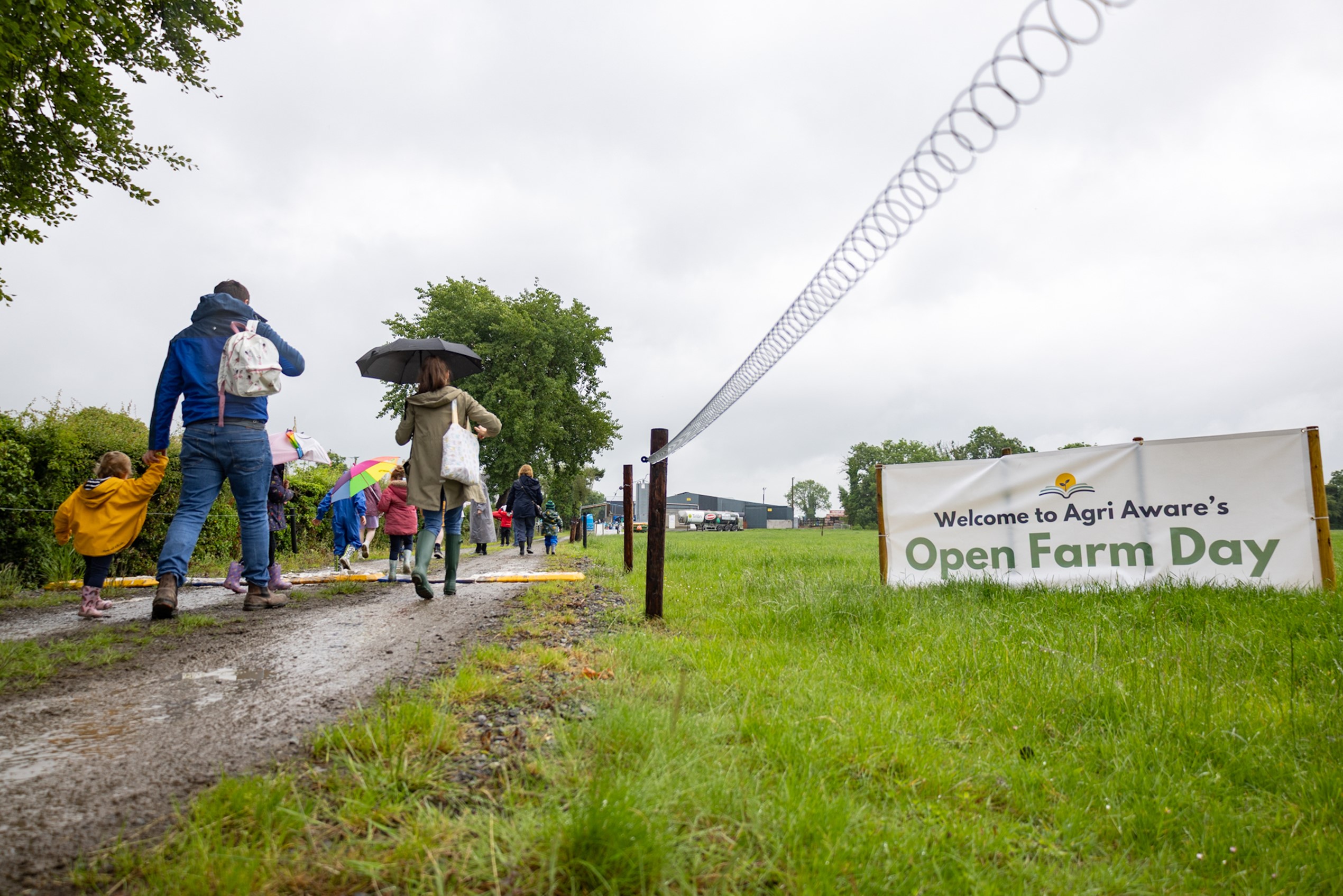 Visitors arriving to the Agri Aware Open Farm event