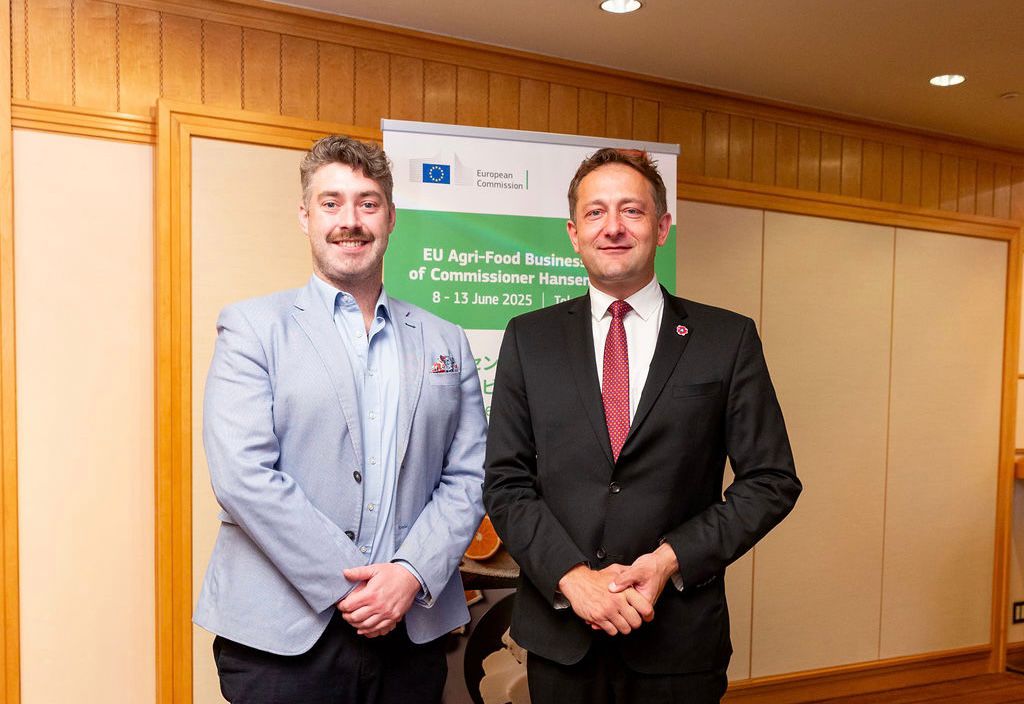 Eoin Ó Catháin, director of the Irish Whiskey Association and Christophe Hansen, European Commissioner for Agriculture