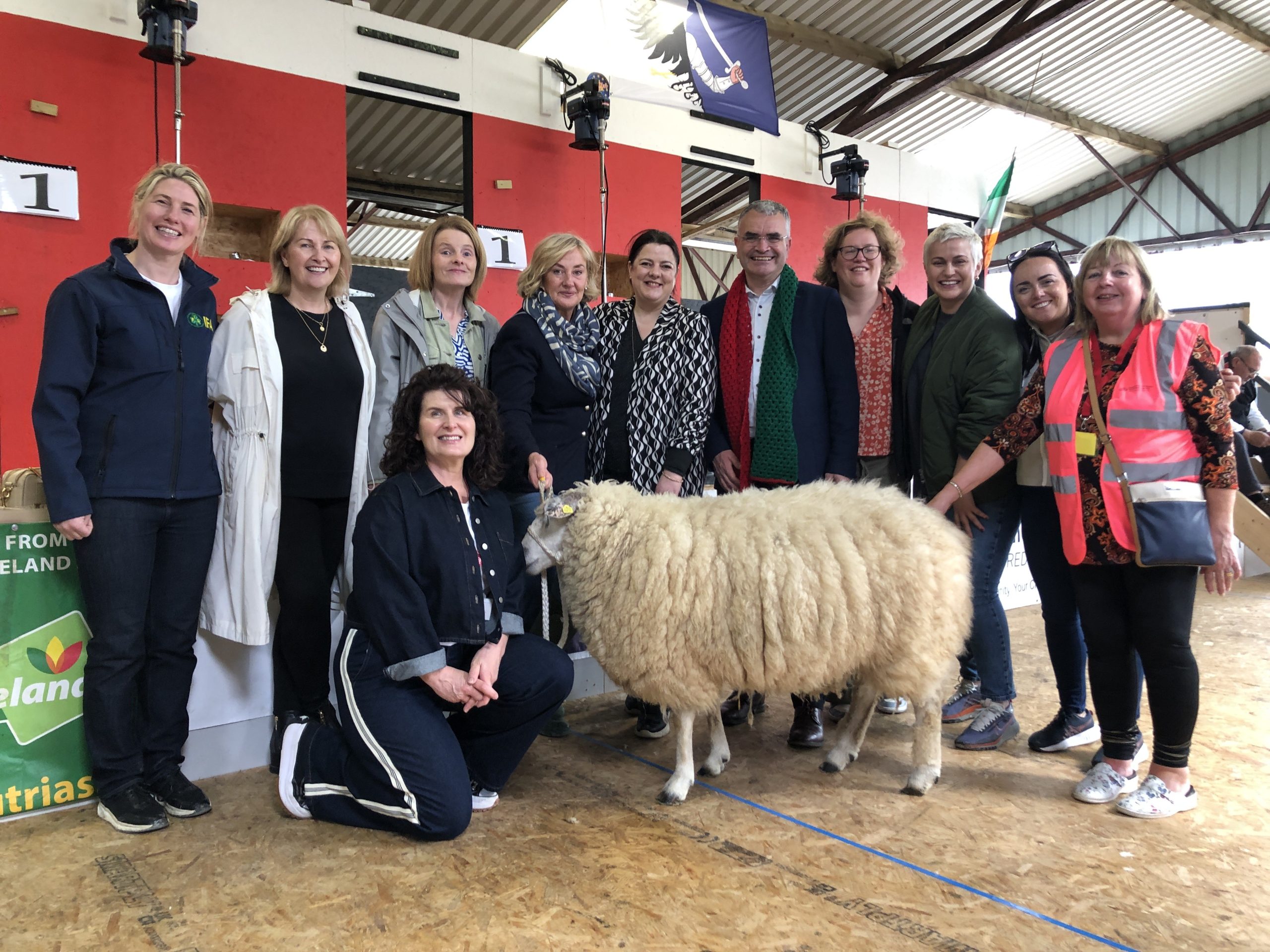 Teresa Roche (IFA), Maura Farrell (University of Galway), Marie Bennett (Volunteer), Bla Gallagher (Galway Wool Coop), Anne Kinsella (Teagasc), Minister Dara Calleary, Anne Cassidy (Galway Rural Development), Maria Walsh (MEP), Niamh Nolan (Roscommon Leader), Geraldine Noone (Shearfest), and (front) Liz Macdonald (Rural Social Scheme). Source: 'Shearfest 2025'