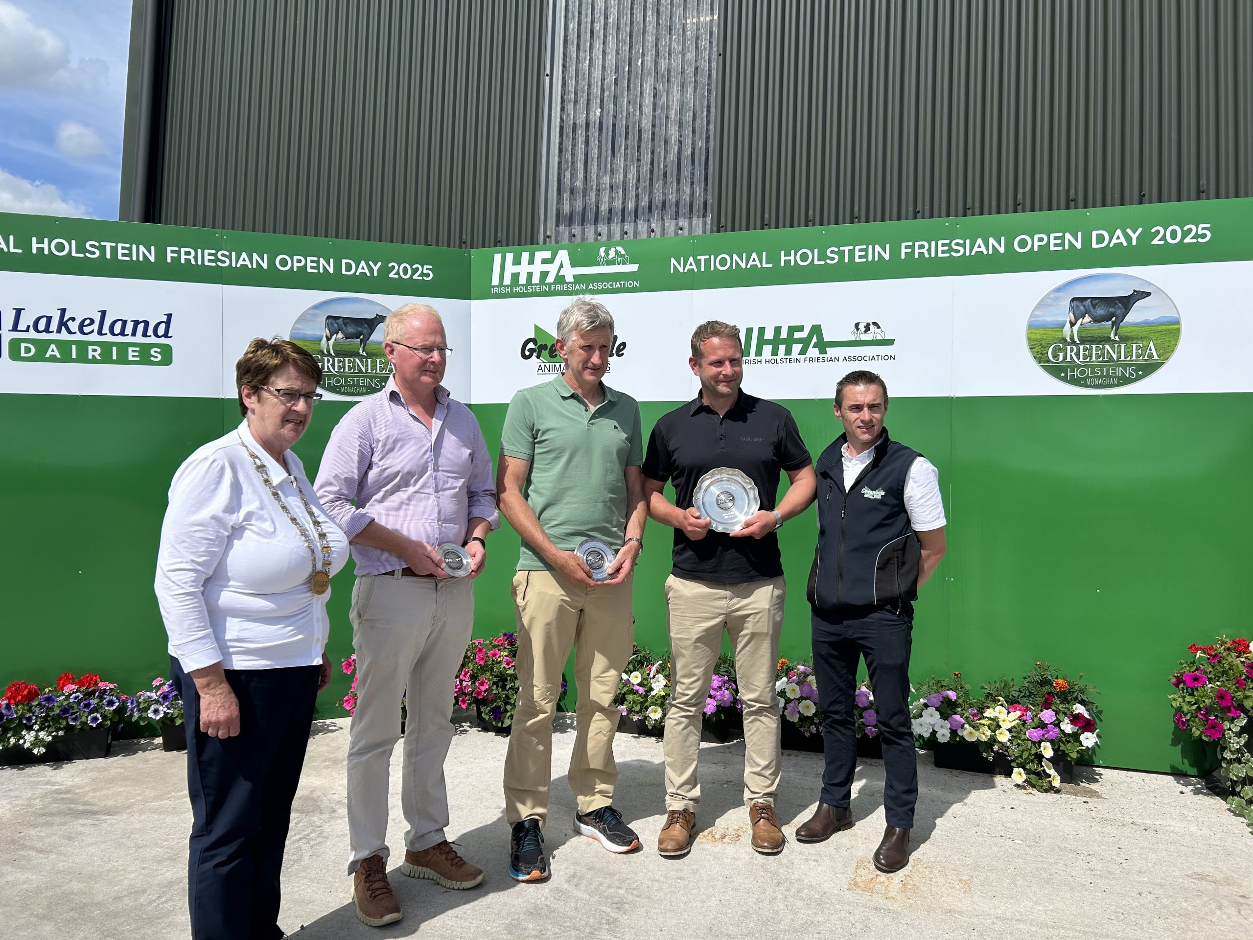 Winners of the spring section at the IHFA Open Day
