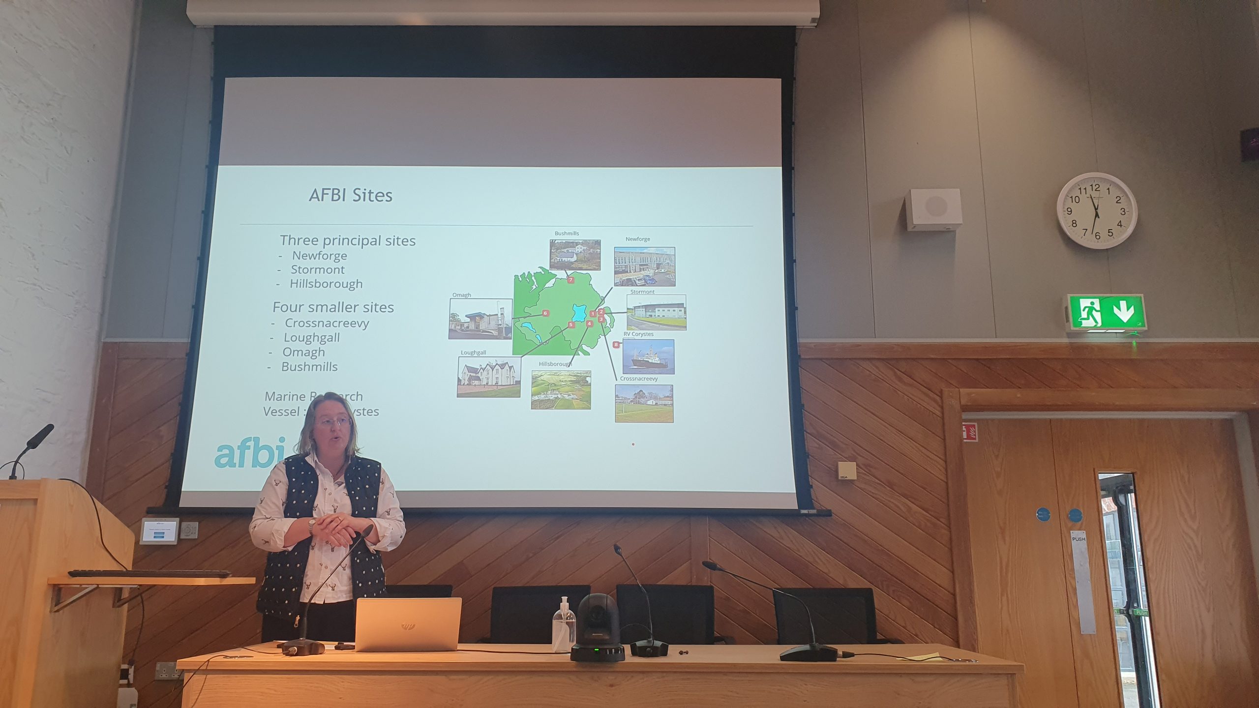 Prof. Elizabeth Magowan, AFBI director