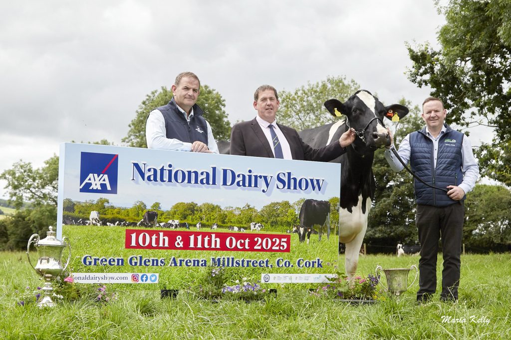 Tom McCarthy, Agri Regional Development Manager for Munster, AXA Insurance; Denis Kiely, director of the National Dairy Show; and Laurence Feeney, chief executive, IHFA