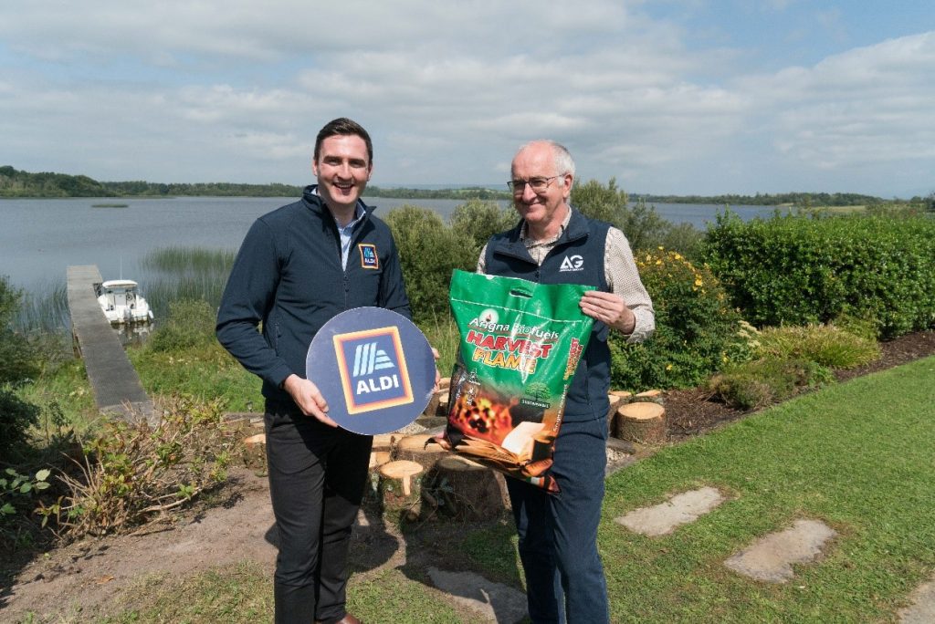 Barry Kirwan, buying director at ALDI Ireland and Brendan Layden, managing director, Arigna Fuels