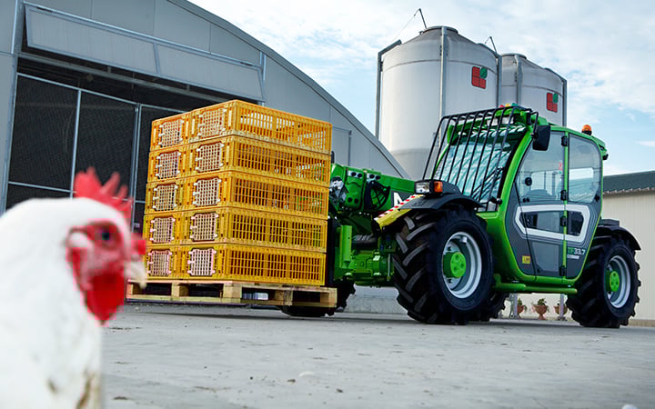 The 33.7 lies at the top end of Merlo's compact telehandlers