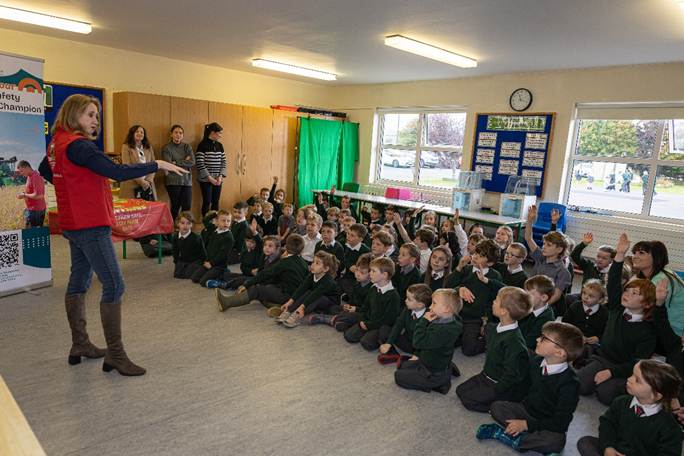 AgriKids founder, Alma Jordan delivering a farm safety workshop to children at Firies National School, Co. Kerry.