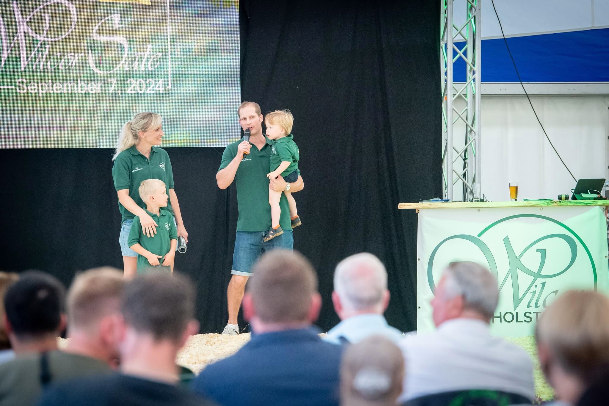 Cord with his wife Mirja and their two children, Mio and Benno, at the Welcome to Wilcor Sale 2024