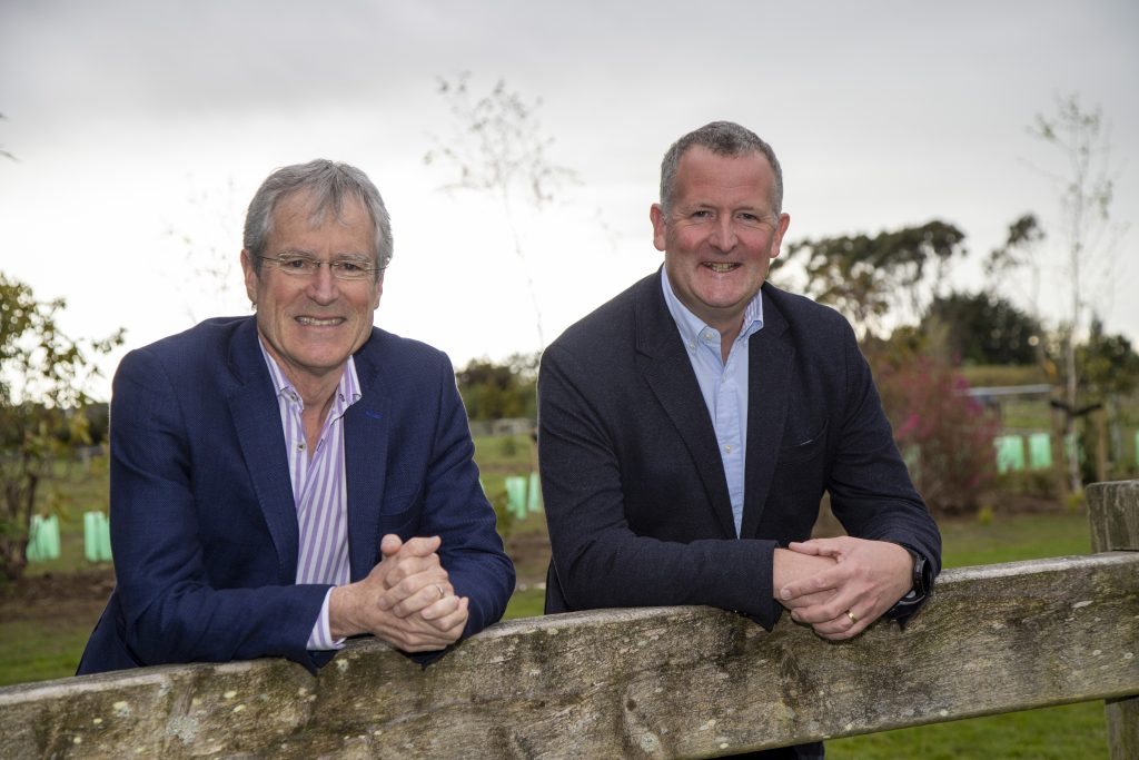 (L-R) Chair of Alliance Group, Mark Wynne and Dawn Meats chief executive, Niall Browne​ in New Zealand Source: Dawn Meats