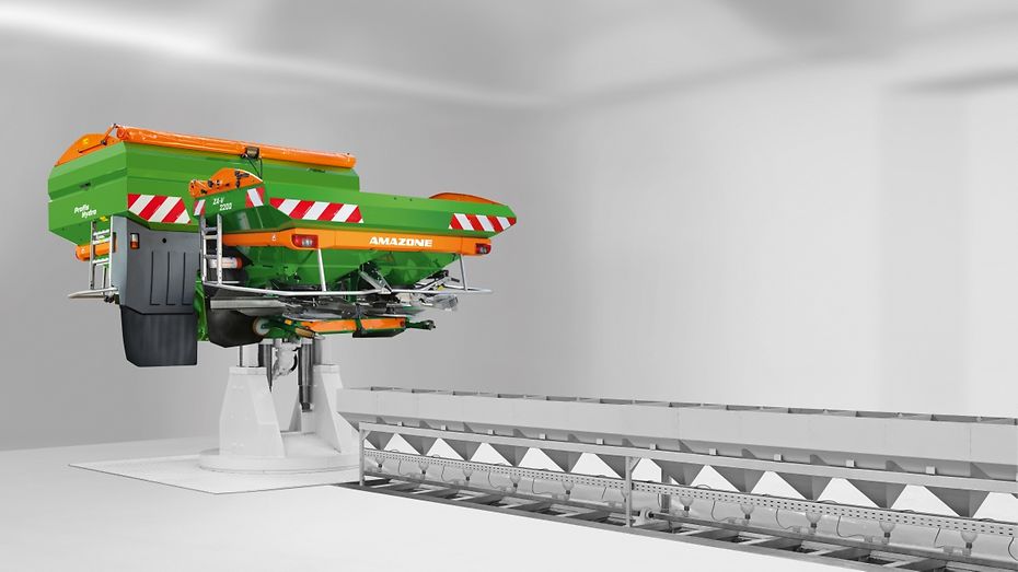 The Spreader Application Hall at Amazone's German base