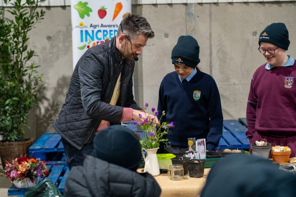 Horticulturist Niall Mulcahy with the students