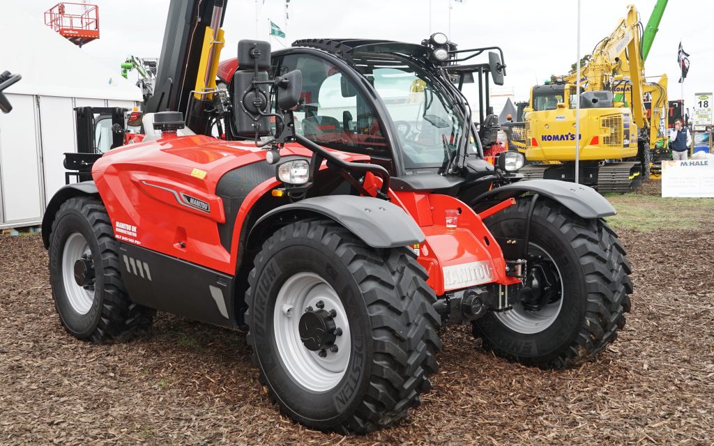 Telescopic loaders are becoming more popular on Irish farms, with a 22% increase in sales in 2025