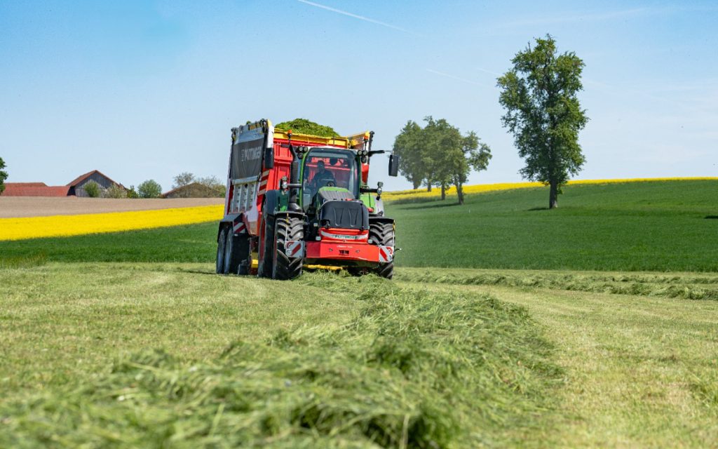 The Liquido F from Pottinger can vary the rate of additive application in real time