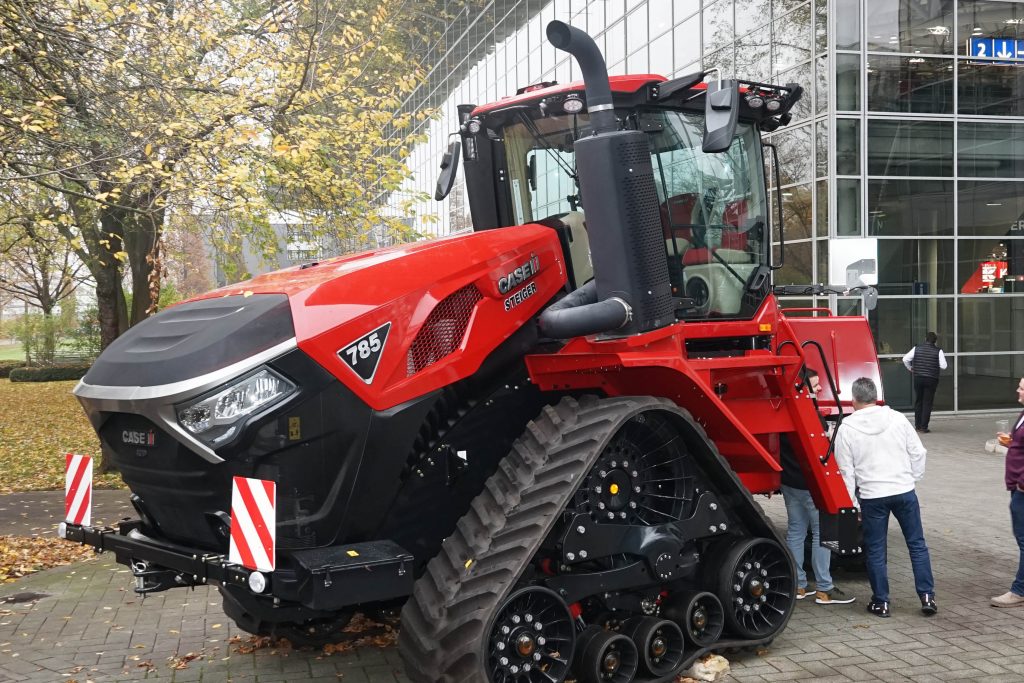 Case hold a large slice of the big tractor market in the US and build tractors to suit