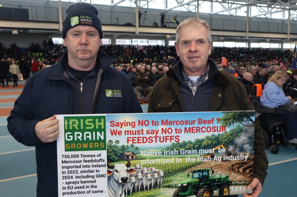 L-R: Bobby Miller co-secretary and James Kelly, chairperson, IGGG