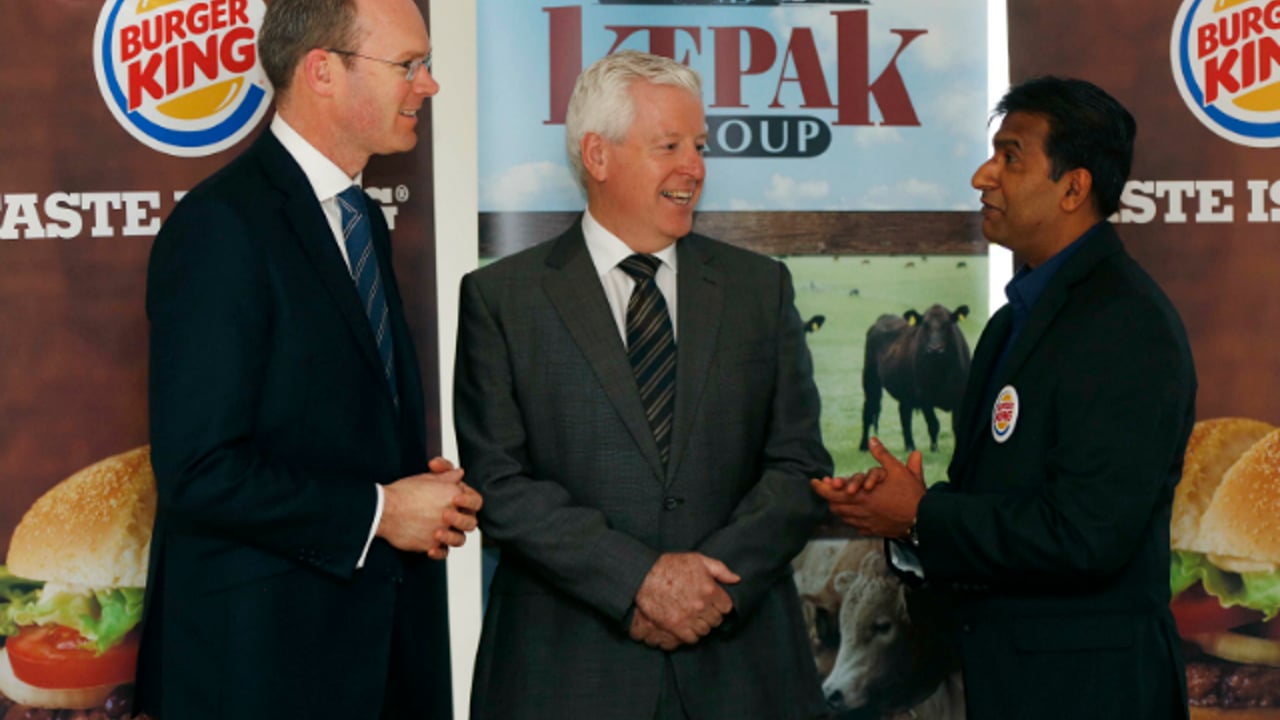 Minister for Agriculture, Simon Coveney (left) with John Horgan, Managing Director, Kepak Group and Raj Varman, Senior Vice-President and General Manager, North West Europe, Burger King Worldwide
