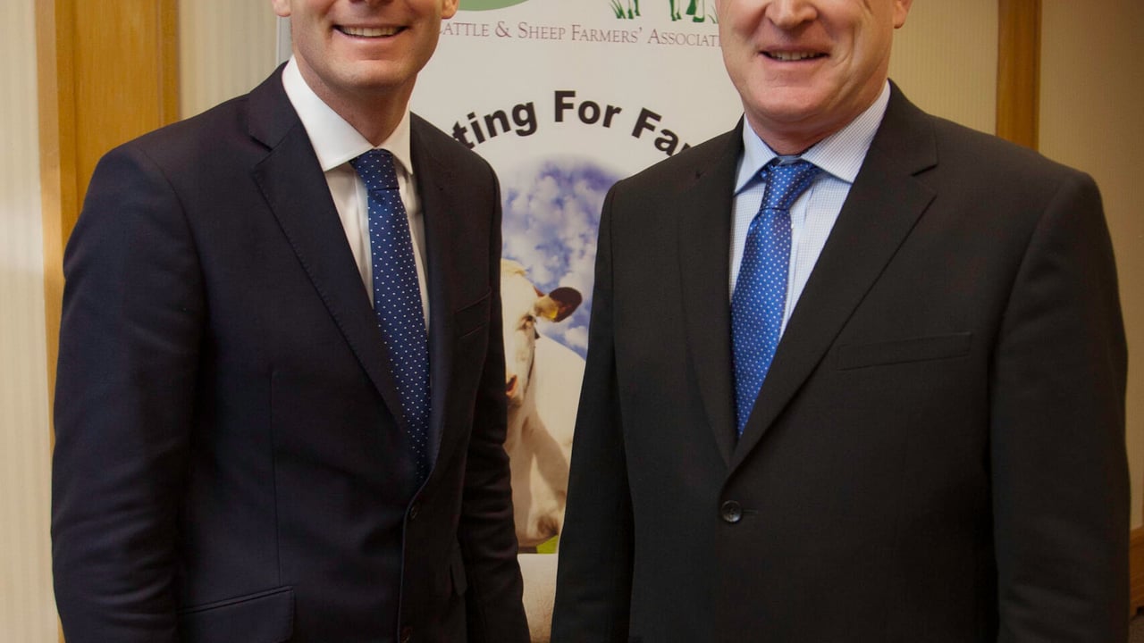 Minister for Agriculture Simon Coveney with ICSA President Patrick Kent. 
