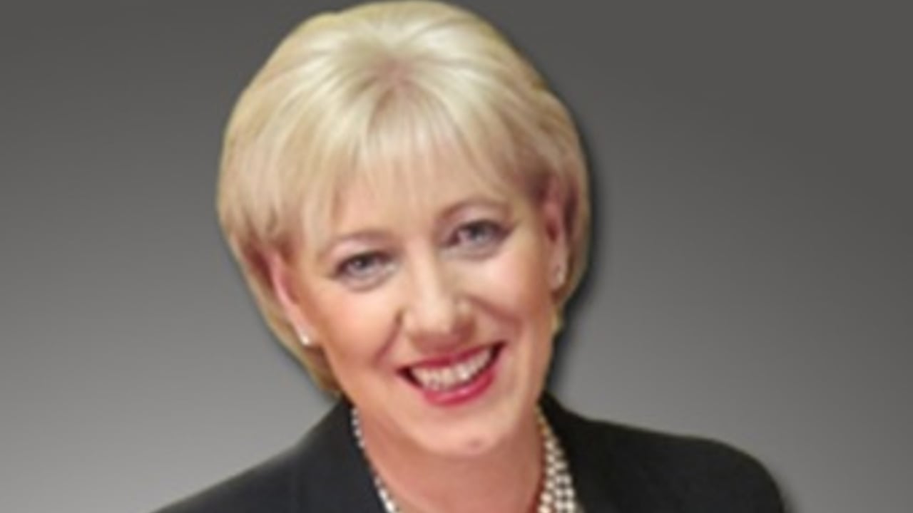 Minister Heather Humpherys