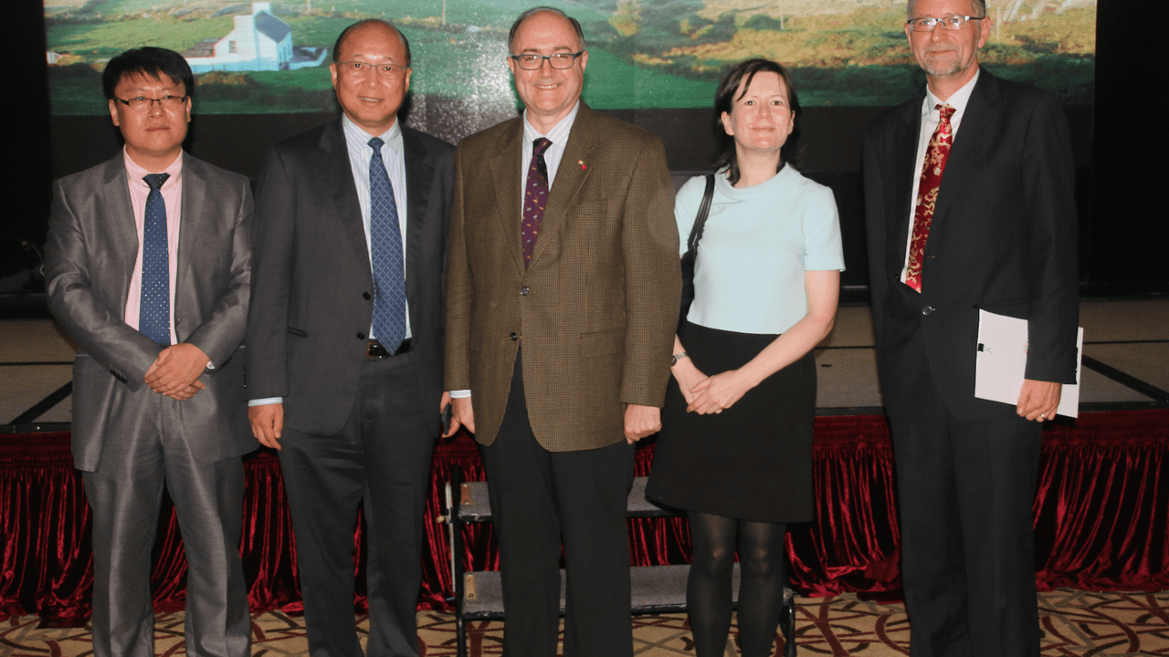 Zhijun LIAN, CEO of SF BEST, Dongqi LI, VP of SF Group, Paul Kavanagh, Ireland Ambassador to China, Therese Healy, Consul General in Shanghai
and  James O'Donnell, Asia Director of Bord Bia