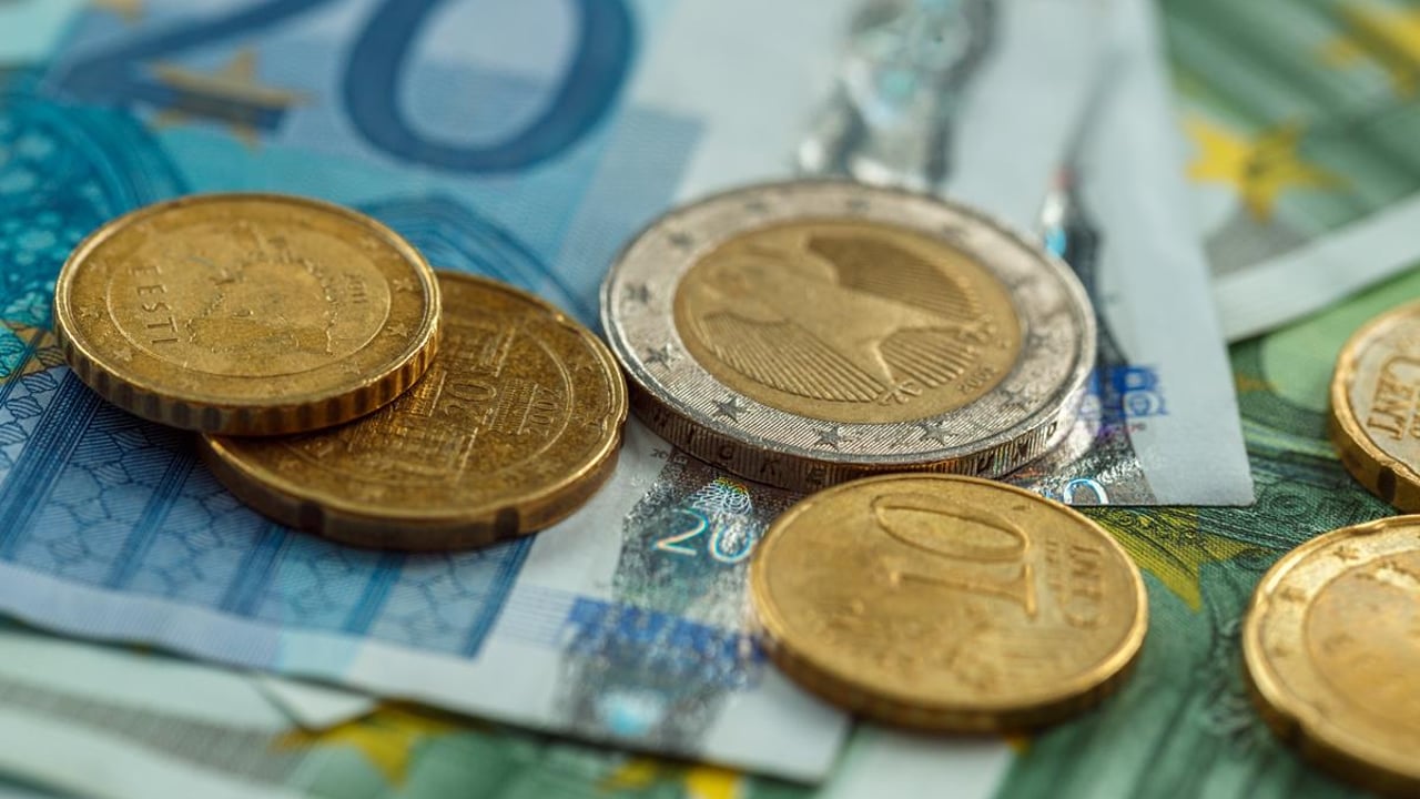 Low-cost loan schemes 'must be rolled out immediately'