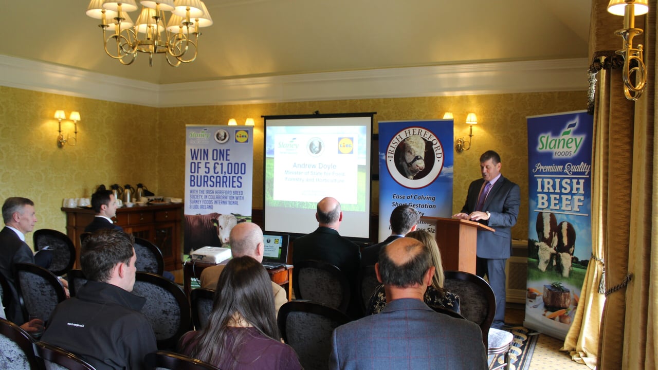 Hope to study agriculture in September? This €1,000 bursary could help!