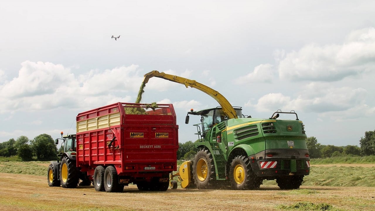 Meet a young photographer whose agri videos have been seen 1.6m times