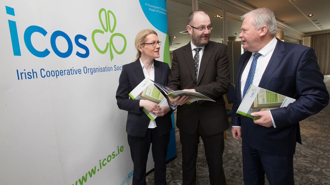 Sinead Farrell, ICOS Financial Controller; T.J. Flanagan, ICOS CEO and ICOS President Martin Keane. Image source: Alf Harvey/HRPhoto.ie 
