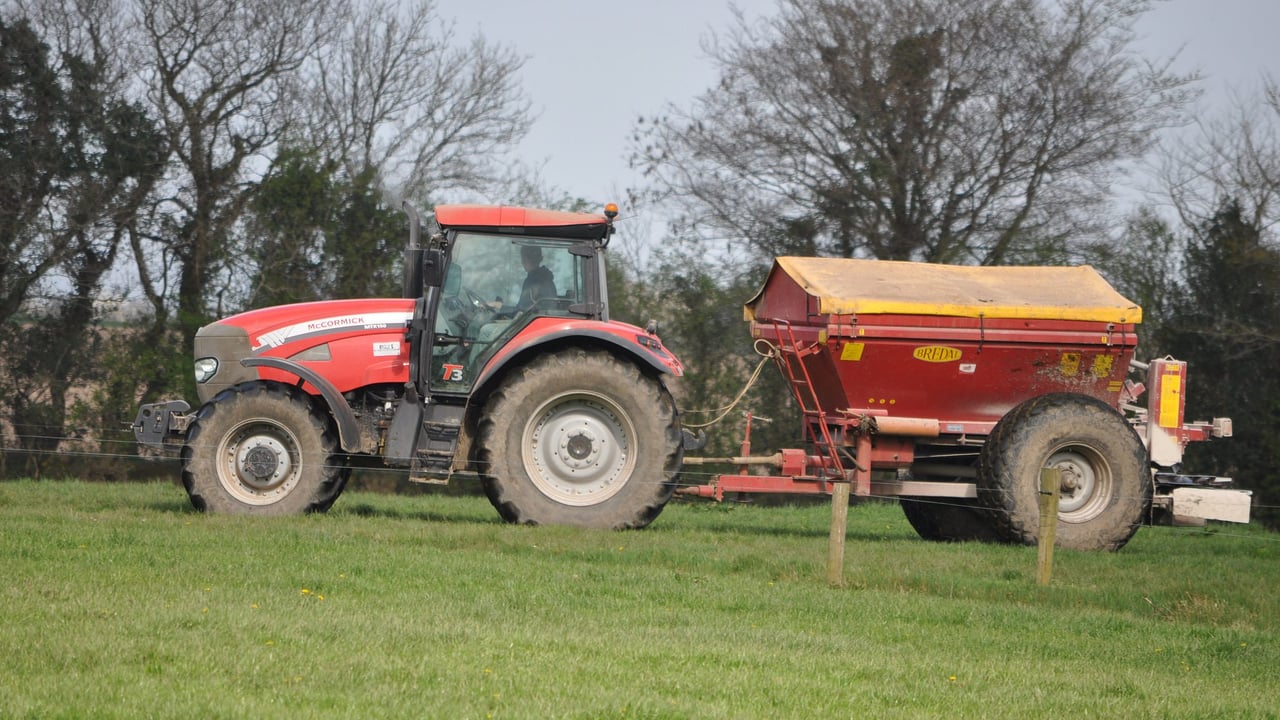 'Compounds like 27:2.5:5 will not solve soil fertility issues'